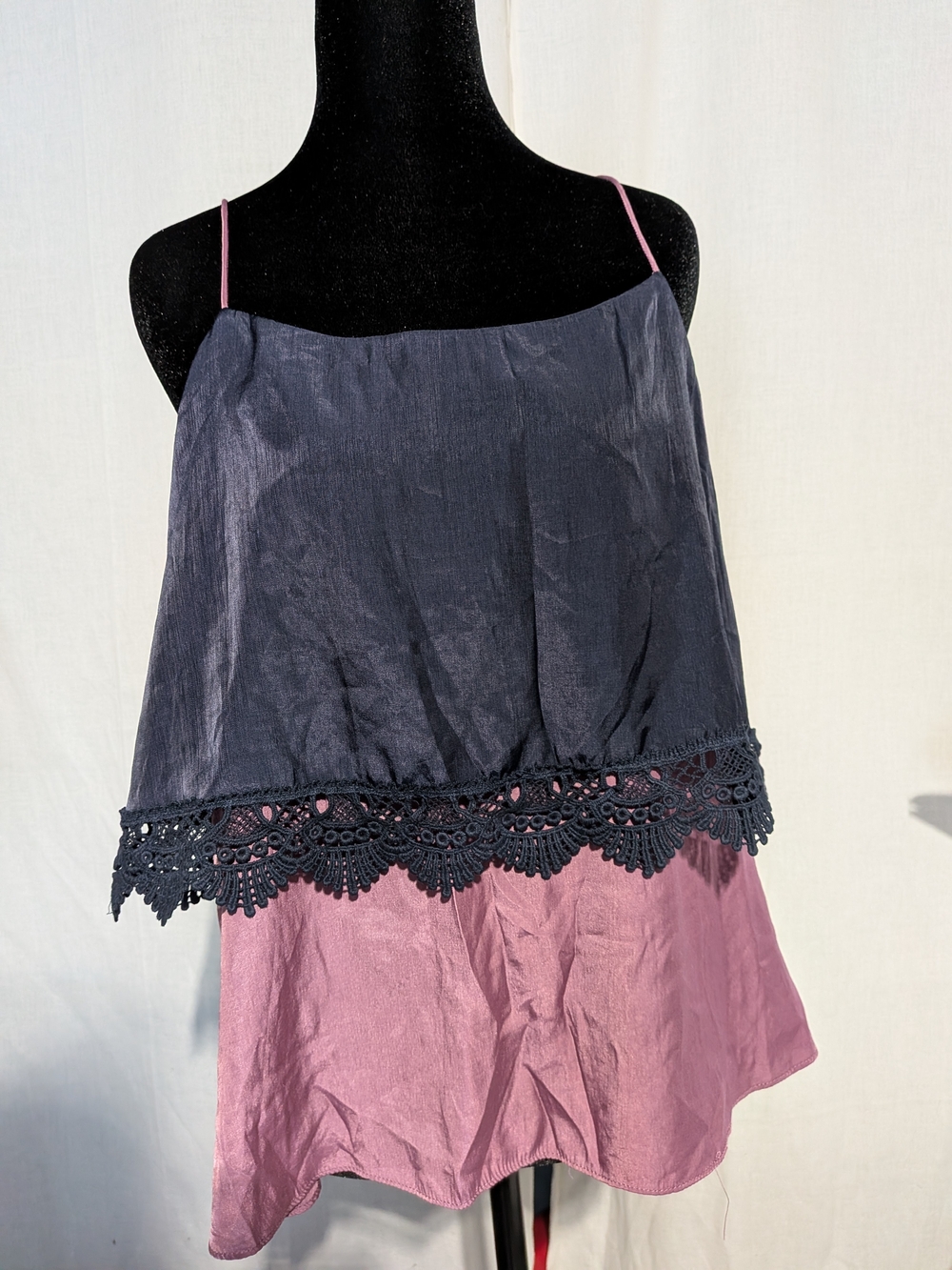Hive & Honey Navy and Mauve Layered Lace-Trim Cami